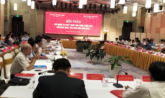 Hội thảo “Xây dựng và phát triển tỉnh Thừa Thiên - Huế đến năm 2030, tầm nhìn 2045”