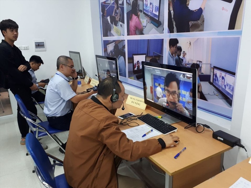Giao dịch việc làm online giữa 6 sàn giao dịch việc làm kết nối cung cầu thị trường lao động cuối năm. Giao dịch việc làm online giữa 6 sàn giao dịch việc làm kết nối cung cầu thị trường lao động cuối năm.