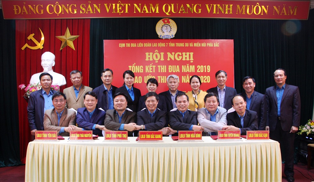 Cụm thi đua 7 tỉnh Trung du và miền núi phía Bắc ký giao ước thi đua năm 2020.