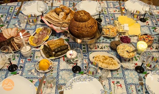 Các món xuất hiện trên bàn ăn ở Armenia vào dịp năm mới. Ảnh: Nane Khachatryan