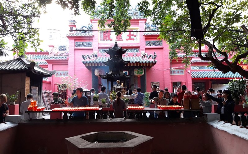 Chùa Ngọc Hoàng (hay còn gọi là chùa Phước Hải Tự) được xây dựng theo kiến trúc Trung Hoa. Ảnh TK.