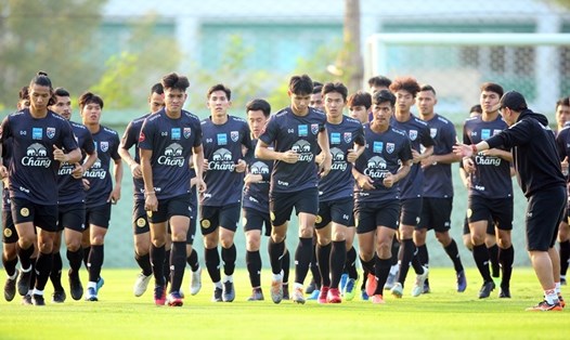U23 Thái Lan đã có buổi tập đầu tiên hướng tới giải đấu diễn ra trên sân nhà. Ảnh: Siam Sport