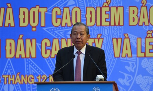 Phó Thủ tướng Thường trực Chính phủ Trương Hòa Bình phát biểu phát động Năm An toàn giao thông 2020. Ảnh: VT