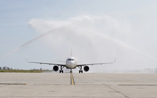 Năm 2019 Cảng hàng không quốc tế Cam Ranh ( Khánh Hòa) tiếp tục đón nhiều đường bay quốc tế. Ảnh: P.V