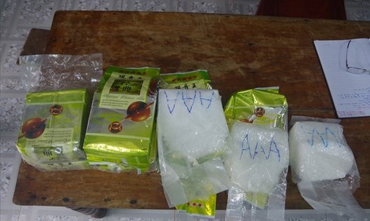 Số ma túy dạt vào bờ biển thôn Hải Đông được phát hiện ngày 1.12. Ảnh: BP cung cấp.