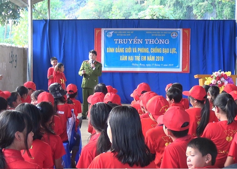 Buổi tuyên truyền. Ảnh: K.Thành