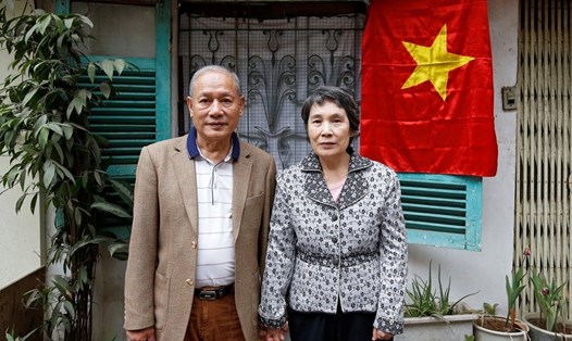 Vợ chồng ông Phạm Ngọc Cảnh bà Ri Yong-hui. Ảnh: Reuters. 