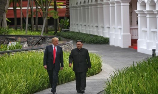 Tổng thống Mỹ Donald Trump và nhà lãnh đạo Triều Tiên Kim Jong-un. Ảnh: ST. 