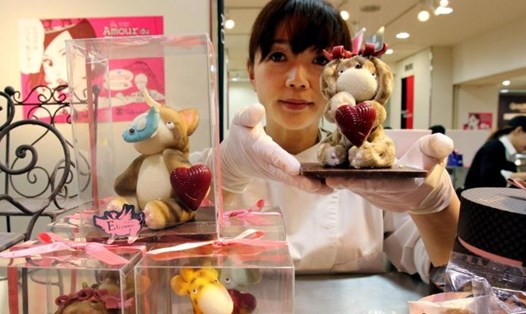 Người làm socola Nhật Bản Miya Fujimoto. Ảnh: AFP. 