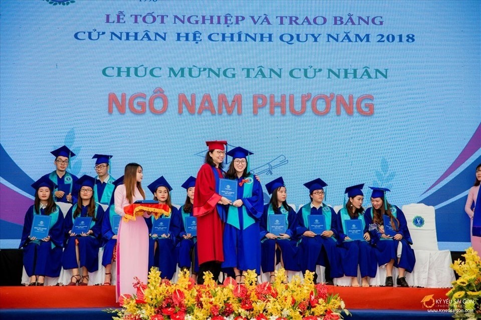 Sinh viên tốt nghiệp trường ĐH Luật TPHCM. Ảnh: Nam Phương Sinh viên tốt nghiệp trường ĐH Luật TPHCM. Ảnh: Nam Phương