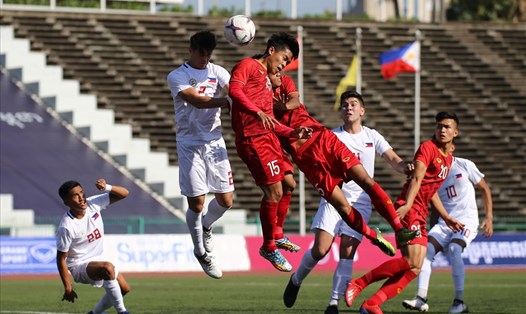 Sau chiến thắng nhọc nhằn 2-1 trước U22 Philippines, U22 Việt Nam tạm thời xếp nhất bảng A, trên cả đối thủ Thái Lan. Ảnh: VFF