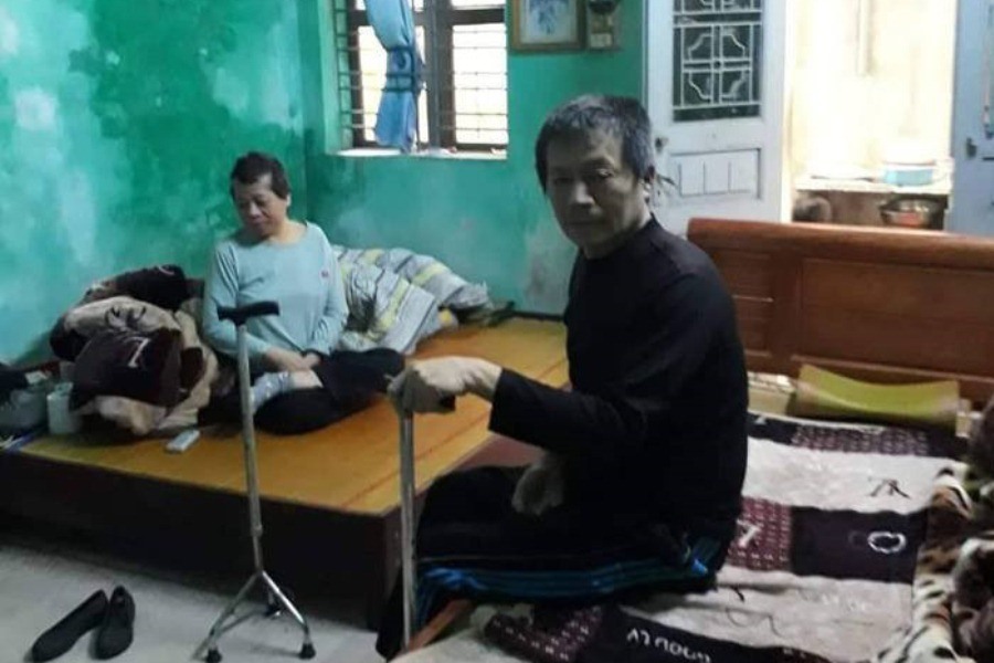 Vợ chồng ông Thắng bị tai biến. Ảnh: N.V