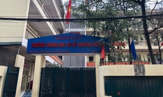 Trường THCS Chương Dương (Hoàn Kiếm, Hà Nội). 