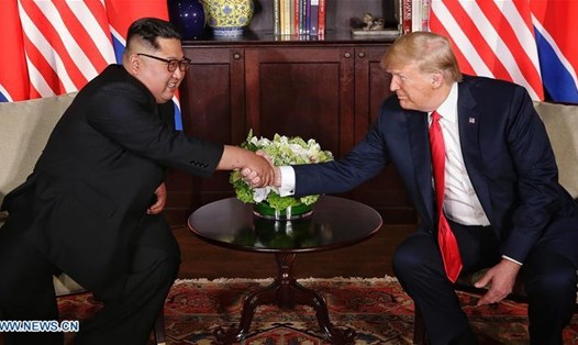 Tổng thống Donald Trump và nhà lãnh đạo Triều Tiên Kim Jong-un.