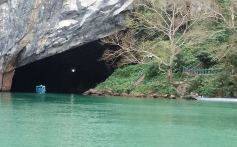 Động Thiên Đường và dòng sông Son, nơi lưu giữ những huyền tích về tình yêu trai gái