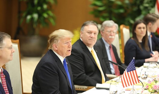 Tổng thống Mỹ Donald Trump trong cuộc hội kiến với Thủ tướng Nguyễn Xuân Phúc. Ảnh: Hải Nguyễn. 