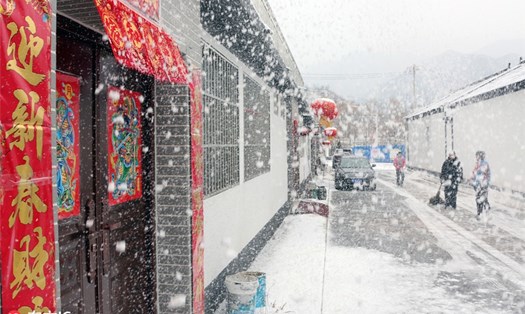 Một ngôi làng chìm trong tuyết ở Bắc Kinh.