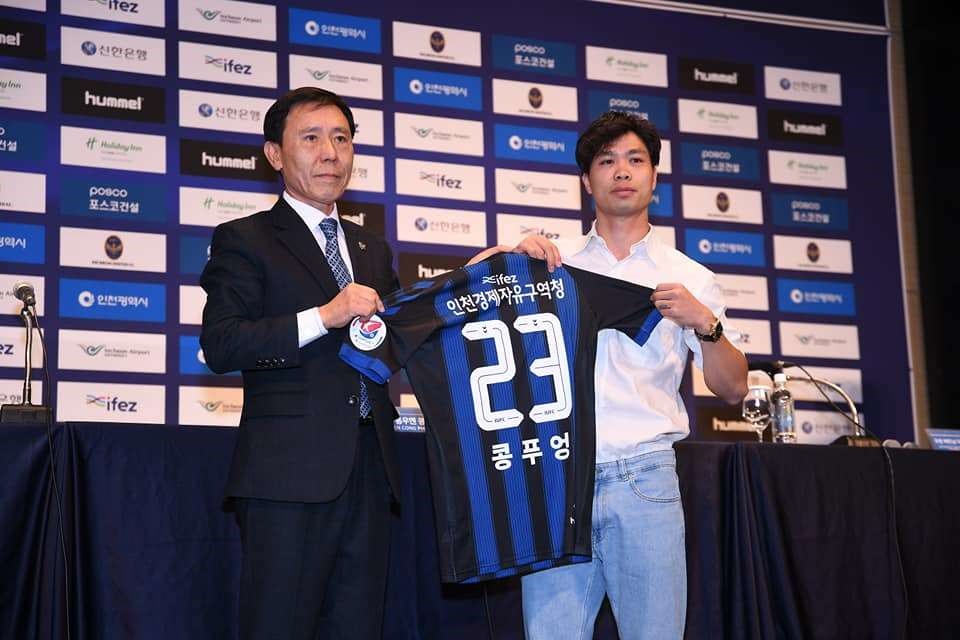 Áo đấu Công Phượng được tiêu thụ nhanh chóng ở Incheon United. Ảnh Incheon United