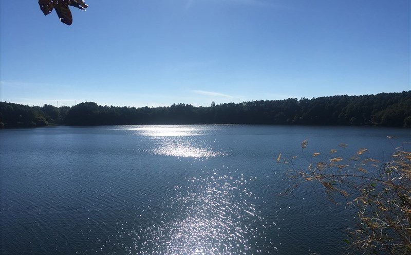 Biển Hồ - là hồ nước ngọt rộng lớn của Gia Lai.