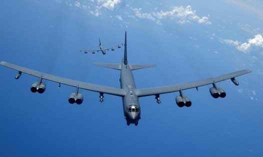 Hai "pháo đài bay" B-52 của Mỹ. Ảnh minh hoạ của @media.defense.gov