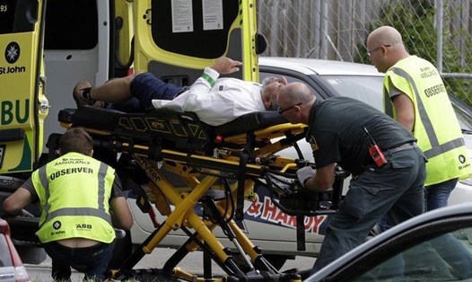 Ít nhất 40 người chết và 20 người bị thương trong 2 vụ xả súng ở Christchurch, New Zealand ngày 15.3. Ảnh: Reuters.