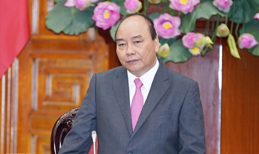 Thủ tướng Nguyễn Xuân Phúc phát biểu tại cuộc họp. Ảnh VGP.