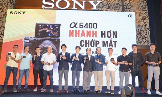 Ra mắt máy ảnh không gương lật Sony α6400 tại Việt Nam.