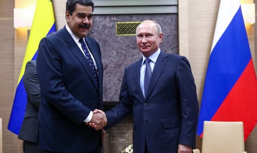 Tổng thống Nga Vladimir Putin và Tổng thống Venezuela Nicolas Maduro trong một cuộc gặp ở Nga, tháng 12.2018. Ảnh: TASS