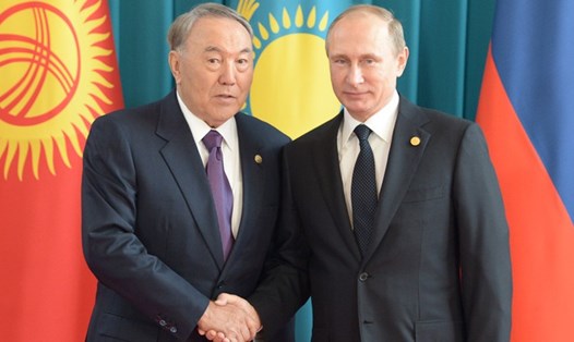 Tổng thống Nga Vladimir Putin và Tổng thống Kazakhstan Nursultan Nazarbayev. Ảnh: Ria Novosti
