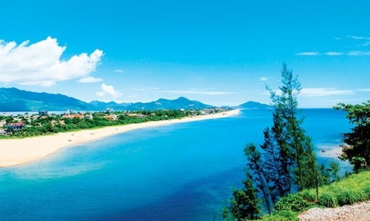 Bãi Lăng Cô- Huế nét đẹp thiên nhiên ban tặng.