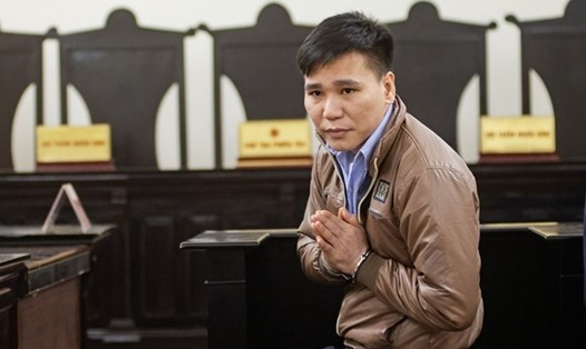 Châu Việt Cường tại tòa.