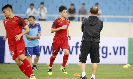 Đình Trọng được thi đấu chính thức ở trận gặp U23 Thái Lan. Ảnh: M.H