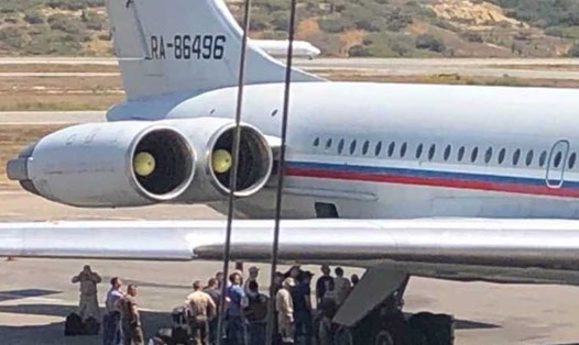 Máy bay Nga chở binh sĩ đến Venezuela. Ảnh: Twitter