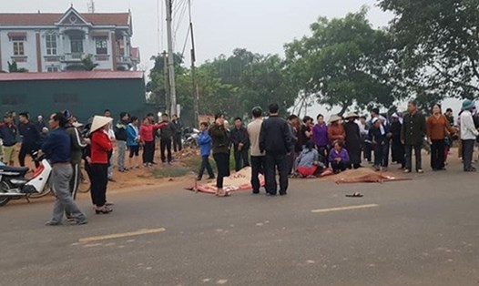 Hiện trường vụ tai nạn giao thông tại Vĩnh Phúc ngày 27.3