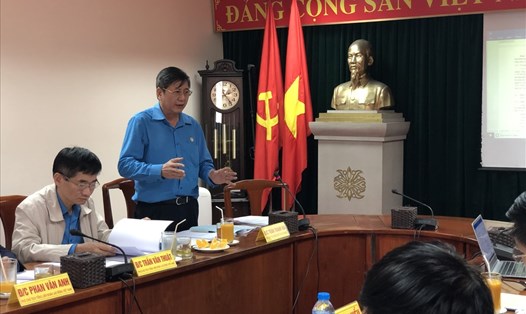 Phó Chủ tịch Thường trực Tổng LĐLĐVN Trần Thanh Hải phát biểu tại buổi thi tuyển chức danh Phó Viện trưởng Viện Công nhân và Công đoàn.