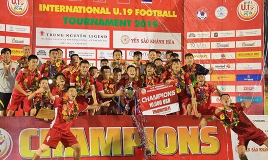 U19 Việt Nam đã giành chiến thắng trước U19 Thái Lan để lên ngôi vô địch. Ảnh: Bá Duy 