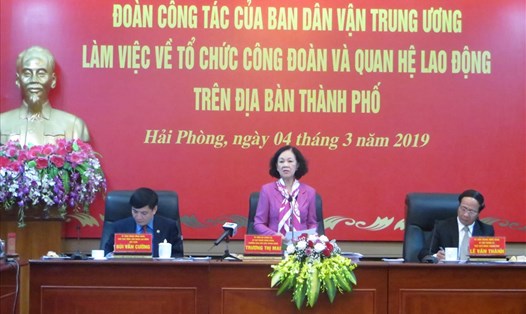 Bà Trương Thị Mai, Ủy viên Bộ Chính trị, Bí thư Trung ương Đảng, Trưởng Ban Dân vận TƯ phát biểu kết luận buổi làm việc. Ảnh: TN