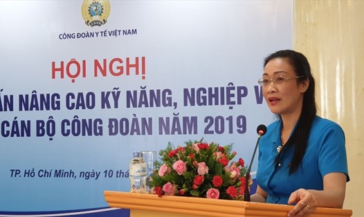 PGS.TS Phạm Thanh Bình, Ủy viên BCH Tổng LĐLĐVN, Chủ tịch Công đoàn Y tế Việt Nam, phát biểu tại hội nghị.