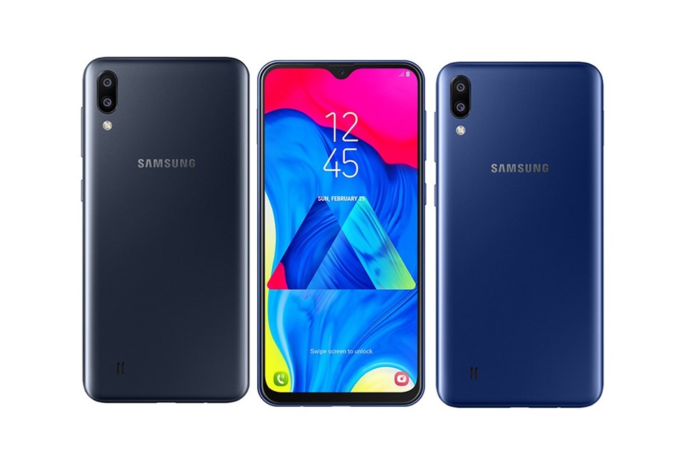 GM10 bán chính thức trên Lazada từ ngày 17.4 có hai màu xám và xanh. GM10 bán chính thức trên Lazada từ ngày 17.4 có hai màu xám và xanh.