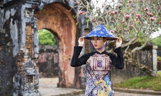 Một thiết kế của nhà thiết kế Viết Bảo sẽ trình diễn tại Lễ hội áo dài