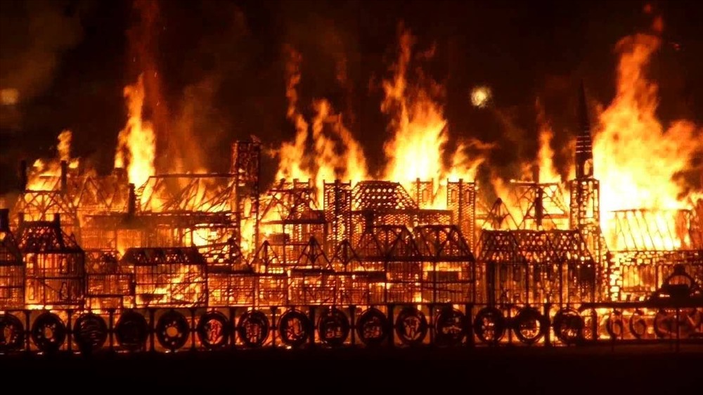 Đại hỏa hoạn tại phố cổ London 1666 là một trong những vụ hỏa hoạn kinh khủng nhất lịch sử London (Anh Quốc). Ngọn lửa bùng lên vào ngày 2/9/1666 từ tiệm bánh của Thomas Farriner ở Pudding Lane cạnh cầu London.