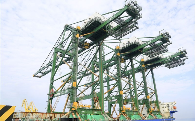 Đây là 3 siêu cẩu trục cuối cùng trong đơn hàng 12 cái xuất sang Ấn Độ.