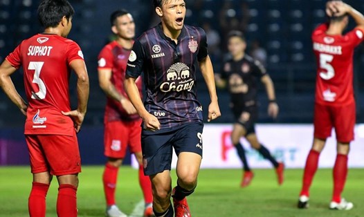 Chỉ một ngày sau án phạt nặng từ AFC, Supachai đã tỏa sáng mang về 1 điểm quý giá cho Buriram United ở vòng 7 Thai League 2019