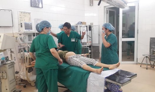 Bệnh nhân L.T.L cấp cứu tại Bệnh viện Đa khoa tỉnh Tuyên Quang