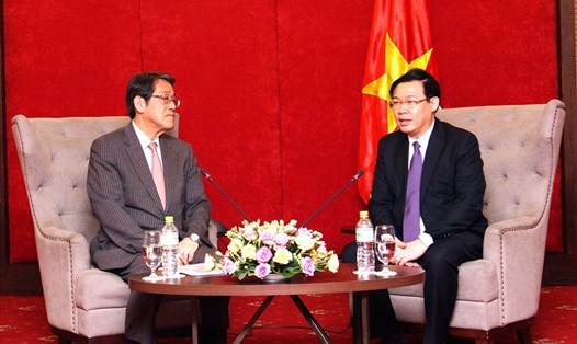 Phó Thủ tướng Vương Đình Huệ tiếp ông Umeda Kunio, Đại sứ đặc mệnh toàn quyền Nhật Bản tại Việt Nam. Ảnh: VGP/Thành Chung