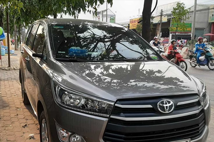 Truy bắt trộm gương chiếu hậu ô tô, 2 người dân bị đâm gục trên đường Truy bắt trộm gương chiếu hậu ô tô, 2 người dân bị đâm gục trên đường