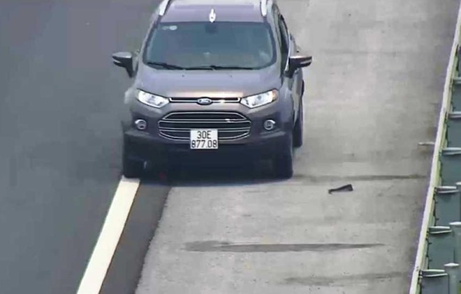 Hệ thống camera đường cao tốc Hà Nội - Hải Phòng ghi lại hình ảnh  vi phạm của phương tiện.