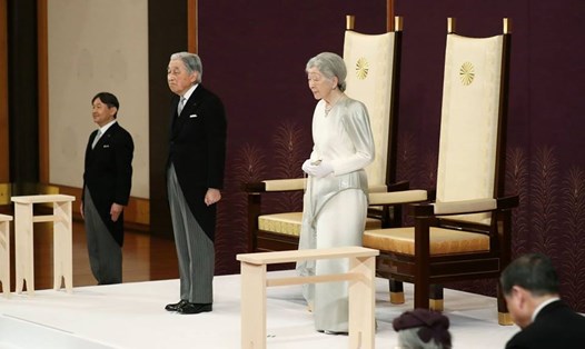 Nhật hoàng Akihito trong lễ thoái vị. Ảnh: AFP. 