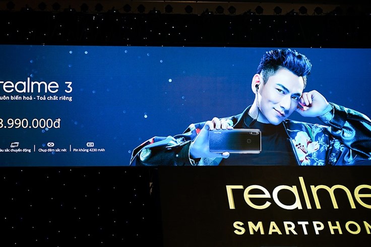 Realme 3 ra mắt tại Việt Nam giá 3,99 triệu đồng  