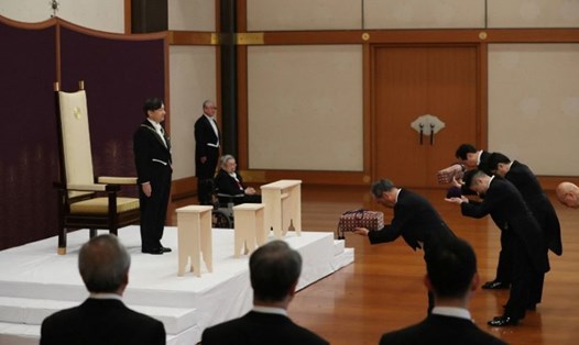 Tân Nhật hoàng Naruhito trong lễ đăng quang. Ảnh: Mainichi. 